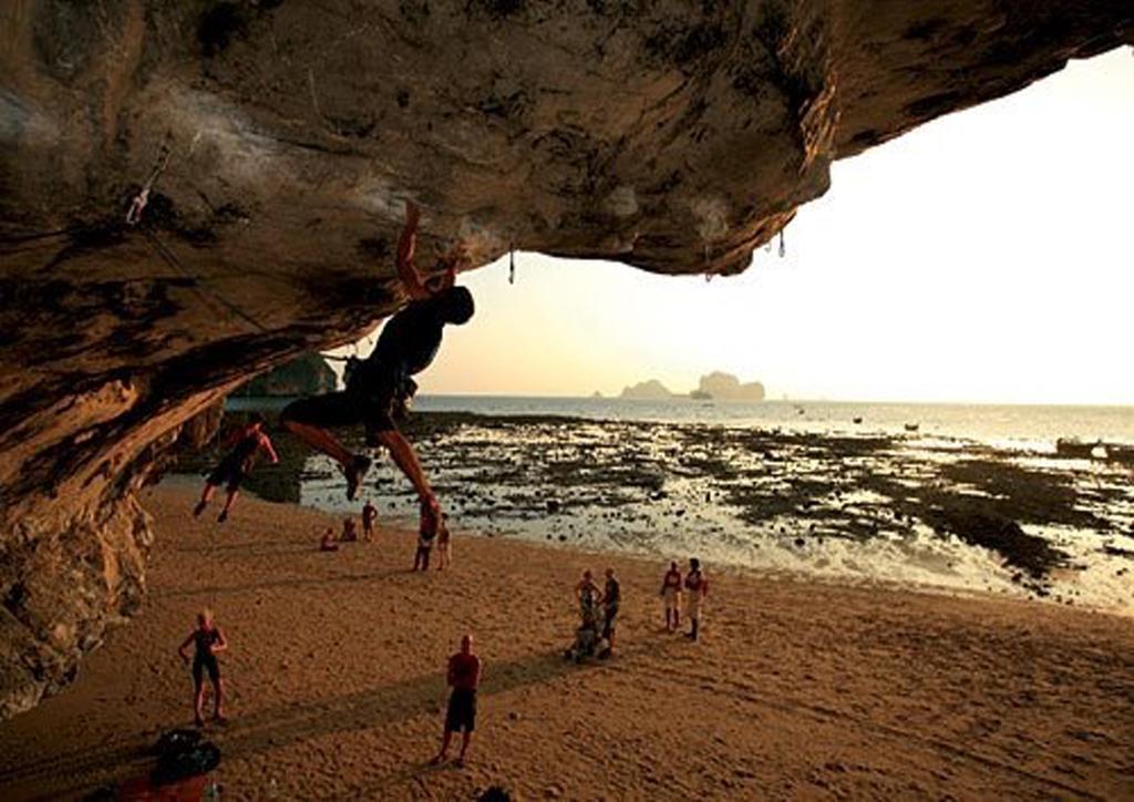 Sunrise Tropical Resort Railay Buitenkant foto