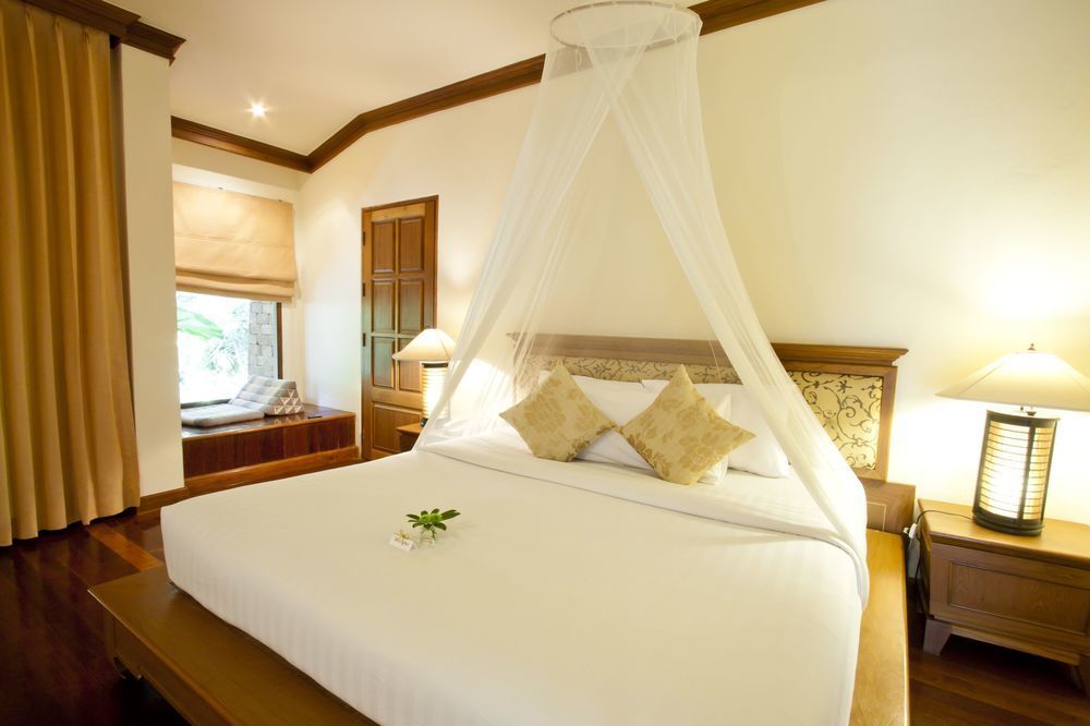Sunrise Tropical Resort Railay Buitenkant foto